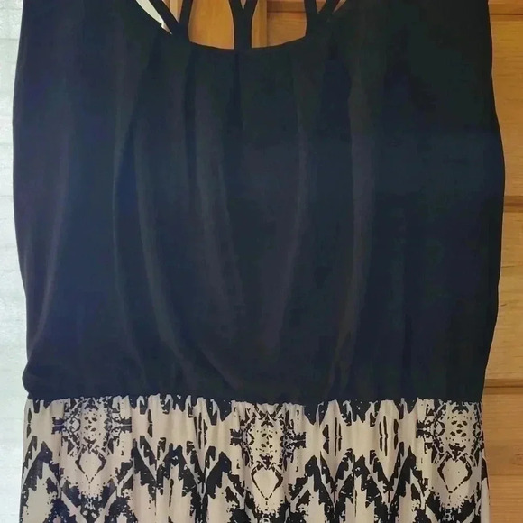 Three Pink Hearts Trixxi Maxi Dress, size small - Picture 5 of 6